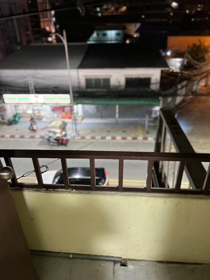 Hotel Lima Lima Pattaya Exteriör bild